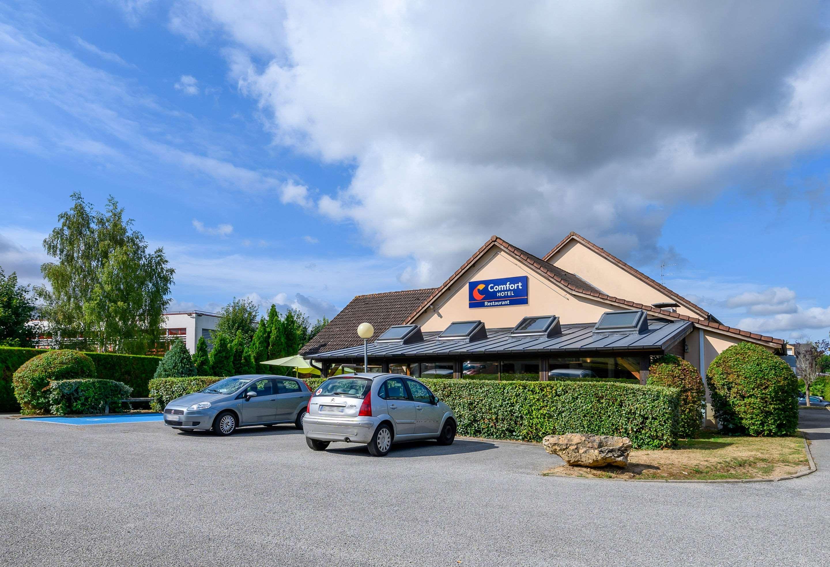 Comfort Hotel Évreux Екстериор снимка