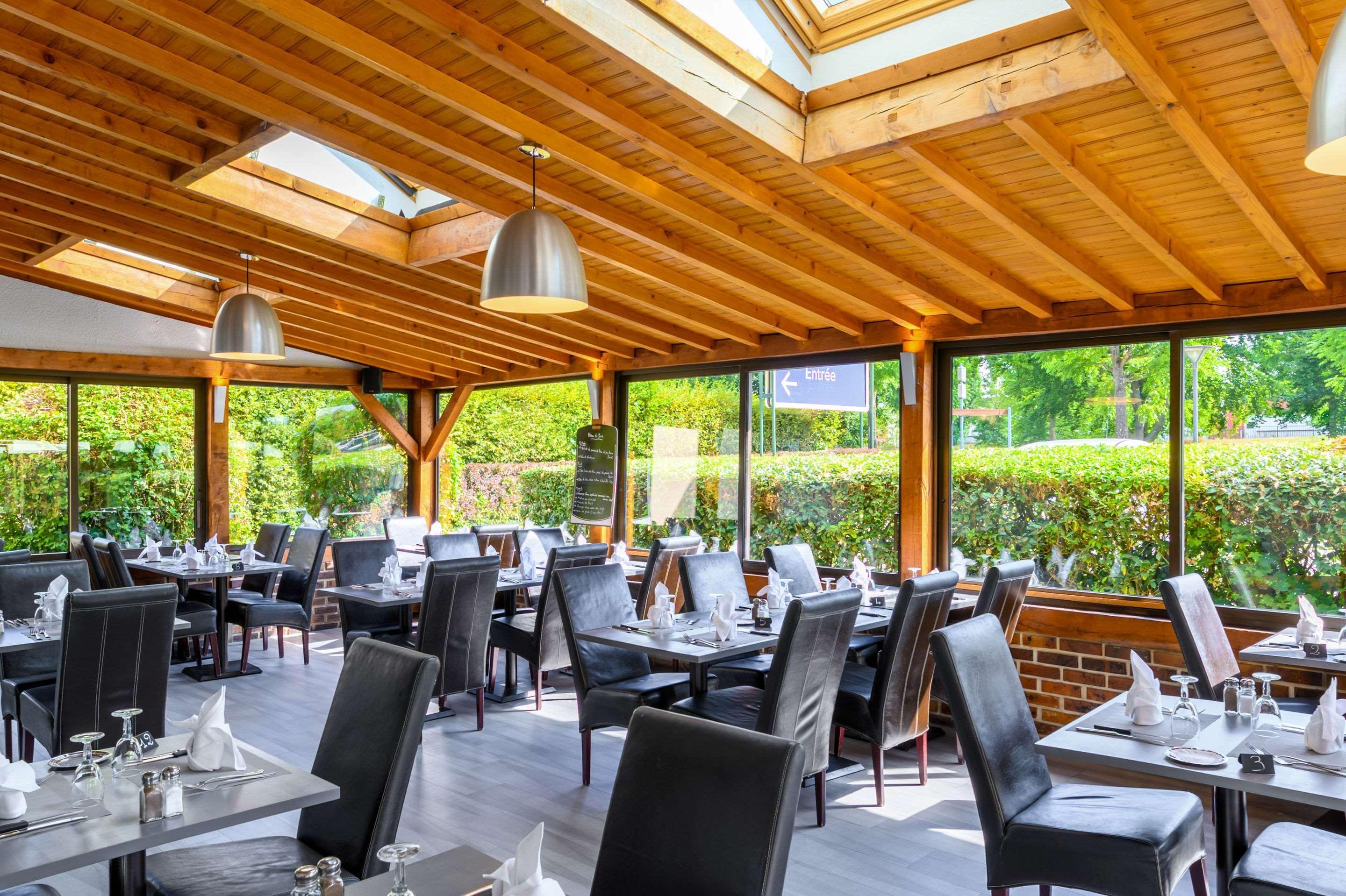 Comfort Hotel Évreux Екстериор снимка