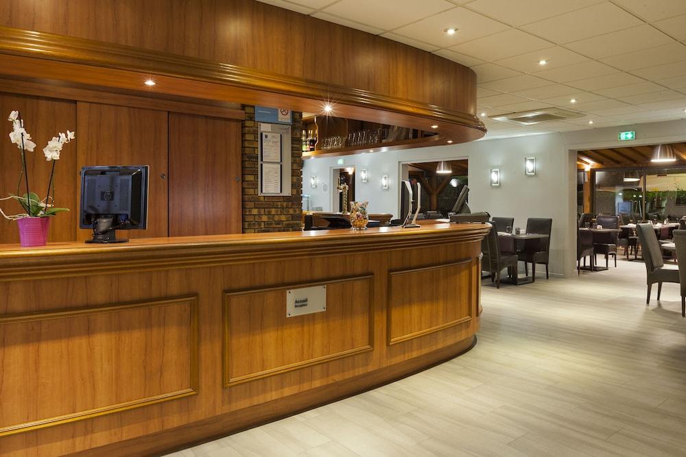 Comfort Hotel Évreux Екстериор снимка