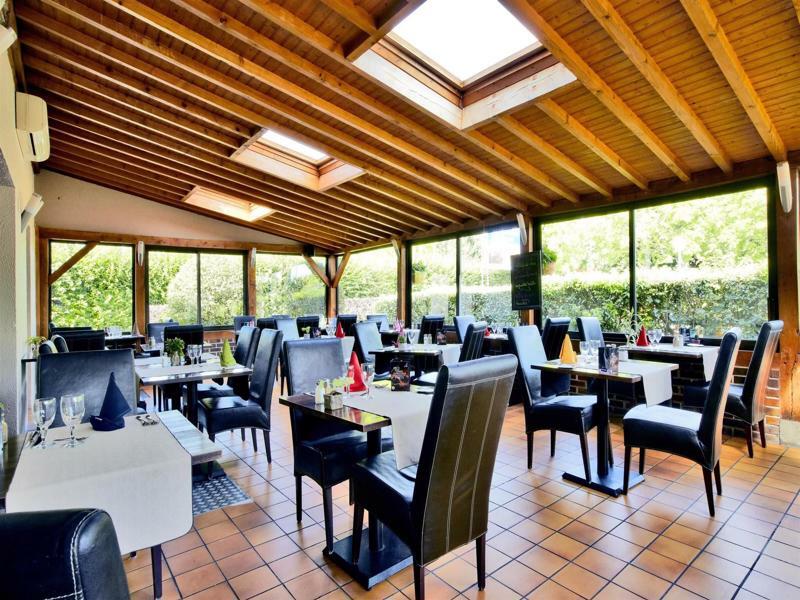 Comfort Hotel Évreux Екстериор снимка