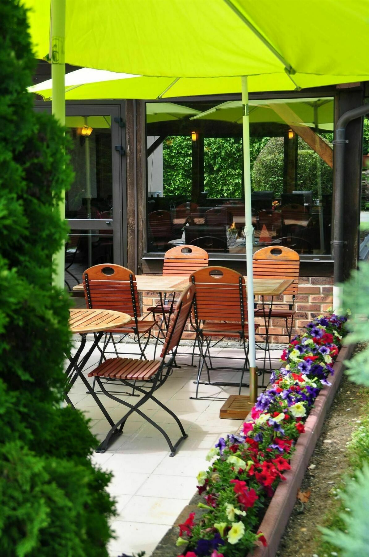 Comfort Hotel Évreux Екстериор снимка